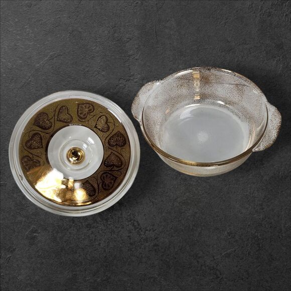 Vintage Fire-King 2 Qt Casserole w/ Culver Ltd 22K Gold & Green Lid Chip - Picture 3 of 11